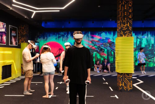 Виртуальная реальность VR-арена на www.kvestinfo.ru Виртуальная реальность VR-арена